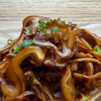Spicy Pig Ears 香辣耳丝 · Hot & spicy.
