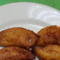 Maduros · Fried sweet ripe plantains.