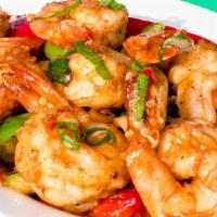 Pepper Shrimp Lo Mein · SMOKEY AND A HINT OF HEAT SWEET PEPPER AND ONIONS