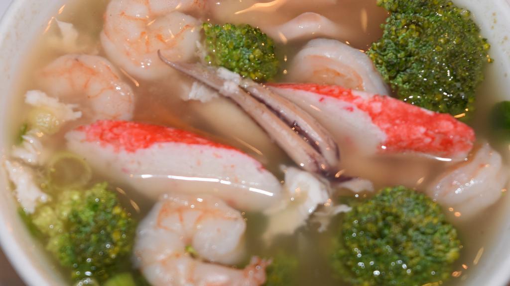 Seafood Soup Lg · Calamari, shrimp Crab meat and fish