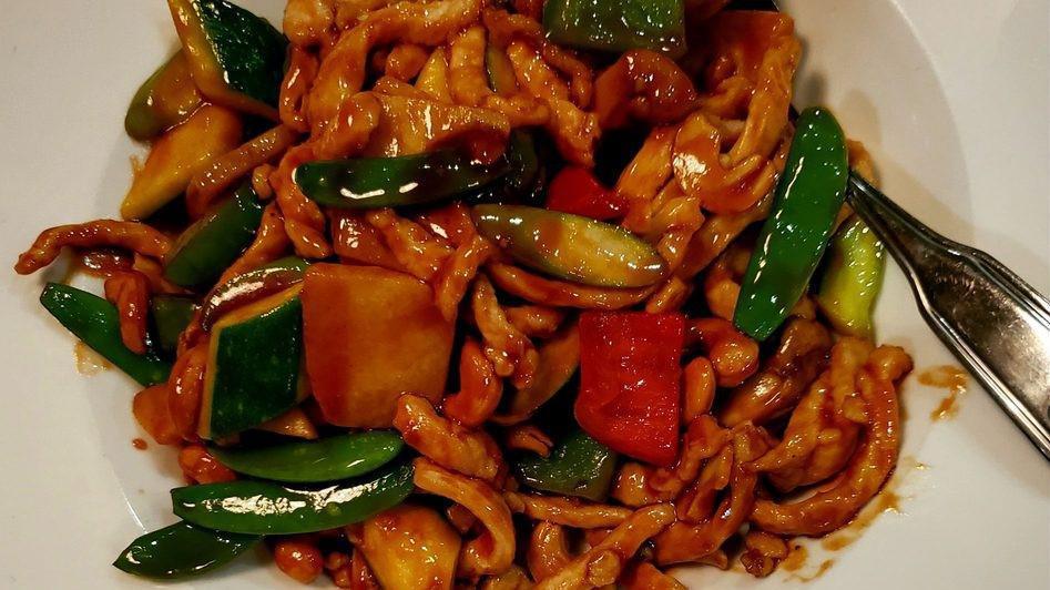 Chicken With Cashew Nuts Lunch · 