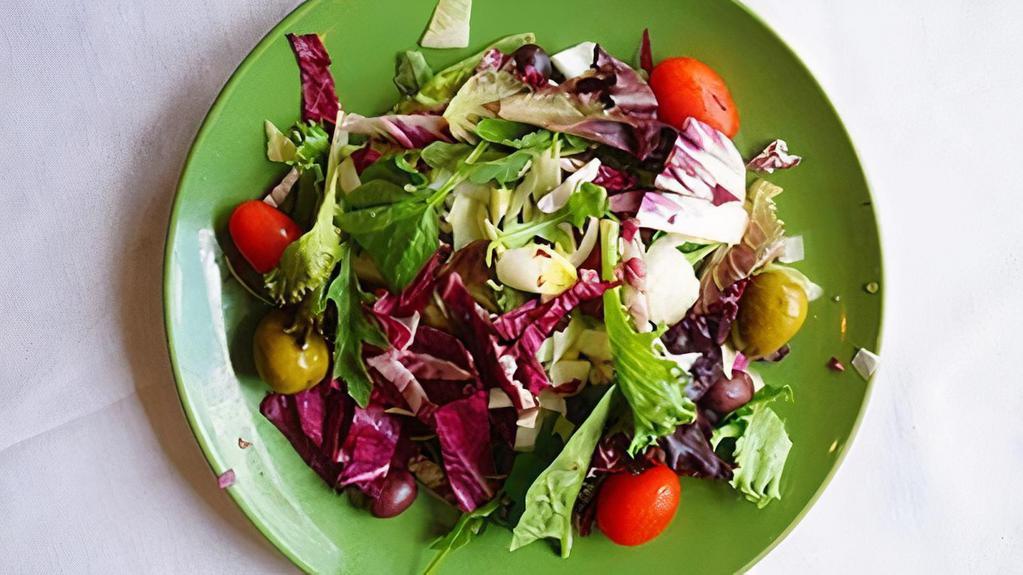 Sm Tri-Color Salad · Endive, radicchio, arugala, tomatoes & olives.