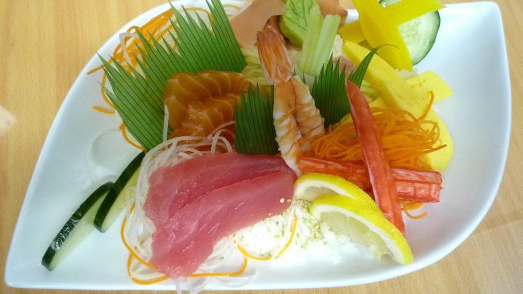 Chirashi · Assorted sliced raw fish, bed of sushi rice.