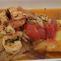 Parihuela · Fish and seafood, Peruvian answer to bouillabaisse.