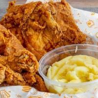8 Pieces Fried Chicken · Made to order freshly breaded and fried chicken served with choice of dust and dipping sauce.