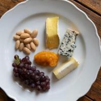 Les Fromages · brie fermier, bleu d’auvergne, chabichou toasted almonds, seasonal compote