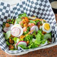 Holo Holo Salad · Lettuce, cucumber, carrot, tomatoes, radish, candied walnuts, crouton, egg, bacon, blue chee...