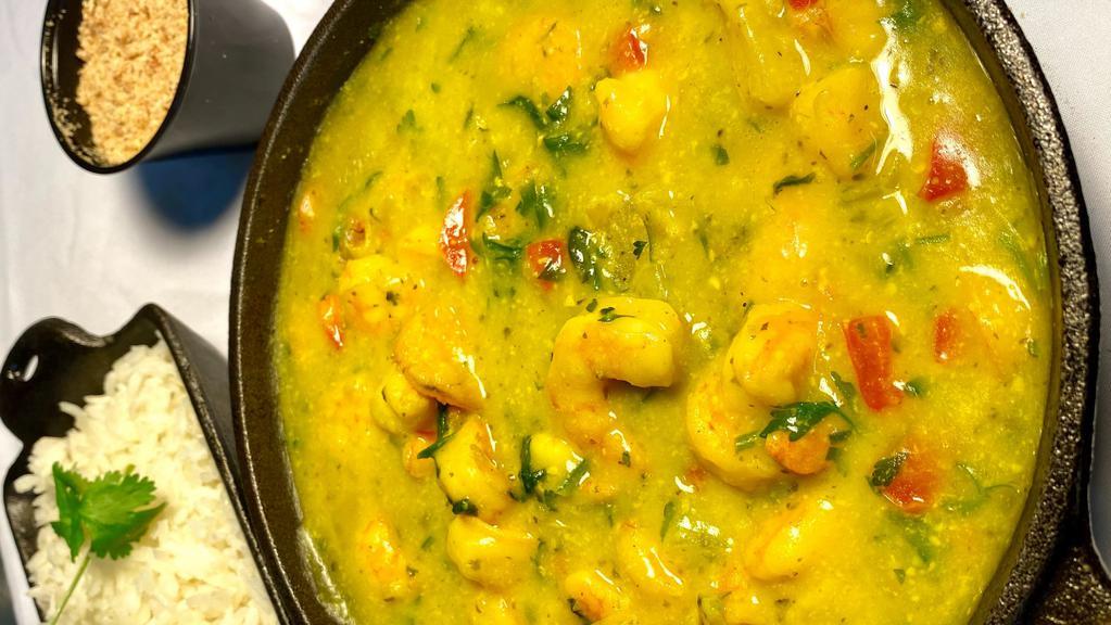 Brazilian Shrimp Stew · Bobó de Camarão is a traditional Brazilian shrimp stew. Includes 2 sides of your choice.
Available on Sundays only.