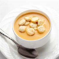 Lobster Bisque · Oyster crackers and brandy.
(Contains Shellfish)