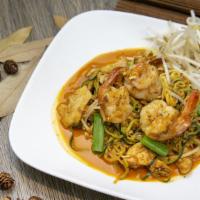  Zucchini Pad Thai · Shrimp & Chicken, egg, scallion, peanut, bean sprouts, and sweet radish
