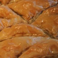Baklava · It comes with walnut and cinnamon.