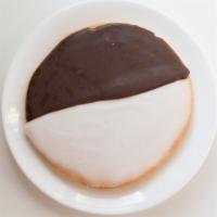 Black & White Cookie · Classic black and white cookie.