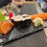 Salmon Lover · 4 pcs fresh salmon ,2pc salmon sashimi with 6 pcs salmon roll