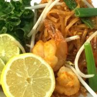 Pad Thai · Thai rice noodle / egg / chopped peanuts / bean sprout / scallion 
Choice of; tofu, veg, chi...