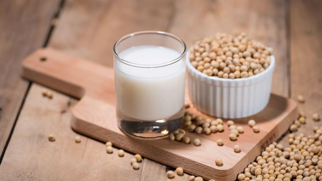 Fresh Made Soy Milk (Recommended) · Made with Natural Ingredients
Non GMO Soybeans
No Preservatives
