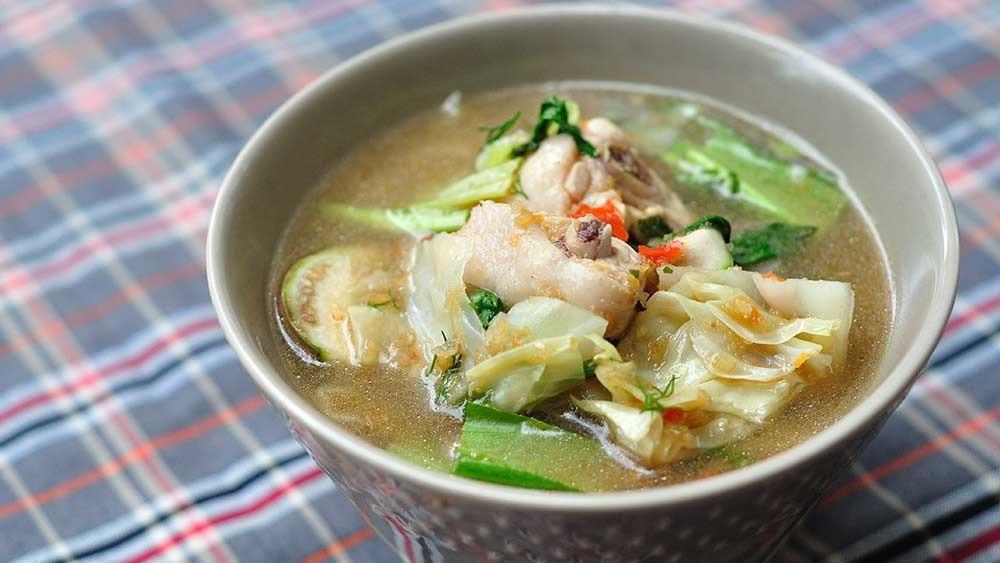 Gaeng Om Kai · Chicken soup with local herbs: Isan style.