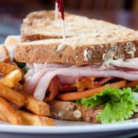 Smoked Turkey Deli
Sandwich · Fresh Deli Sandwich made with Smoked Turkey, Romaine lettuce, cheese, and tomatoes.