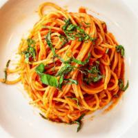 Spaghetti Al Pomodora E Basilico · Fresh plum tomato sauce.