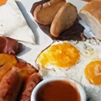 Desayuno Completo  Con Chorizo                · Desayuno Completo                           
      Huevos con Chorizos 
      Queso, Crema, ...