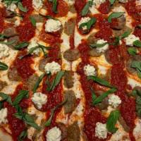 New Yorker Pizza · pepperoni, fennel sausage, meatballs, ricotta cheese, fresh basil
