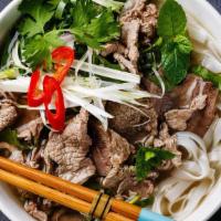Pho With Special Combination Of Beef (Phở Đặc Biệt) · 