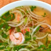 Pho With Mixed Seafood (Phở Hải Vị) · 