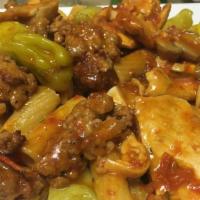 Chicken Scarpariello · Sausage, mushrooms and pepperoncini
