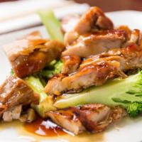 Chicken With Broccoli · Served with pork fried rice, vegetable fried rice, white, or brown rice, wonton soup, egg dr...