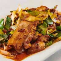 Ss18. Double Sauteed Pork 豆豉尖椒回鍋肉 · Hot and spicy.