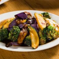 Zucchini, Broccoli & Eggplant In Garlic Sauce (Dinner) · Hot and spicy.
