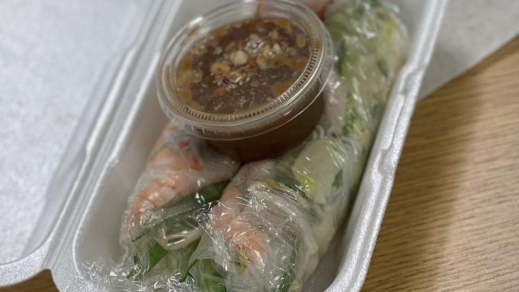 Traditional Summer Rolls /Goi Cuon Tom Thit · Boiled shrimps, slices of pork, vermicelli, mint leaves, lettuce chive wrapped
in Vietnamese rice sheet, accompanied w/peanut sauce.