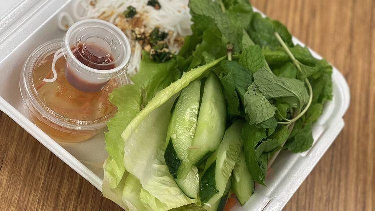Tofu Summer Rolls /Goi Cuon Chay · Slices of fried tofu, vermicelli, mint leaves, lettuce & chive wrapped in
Vietnamese rice sheet, accompanied w/peanut sauce.