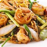 Lo Mein · Tender protein stir-fried with thin noodles, vegetables, and hearty sauce.