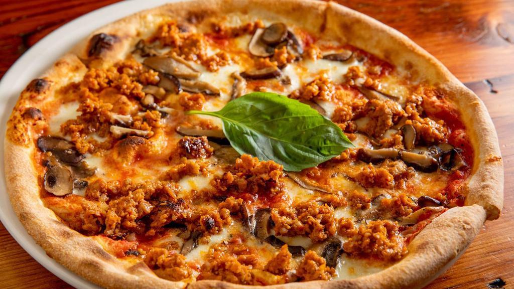 Alla Norcina Italian Classica Pizze · Tomato, mozzarella, mushrooms, and spicy sausage.