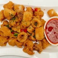 Fried Calamari Lunch · Fresh and tender calamari lightly fried with marinara sauce.