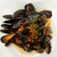 Mykonos Mussels Lunch · Fresh p.e.i. mussels, tomatoes, shallots, garlic and bell peppers.