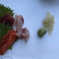 Sashimi Combo Platter · 15 pcs assorted fresh sashimi