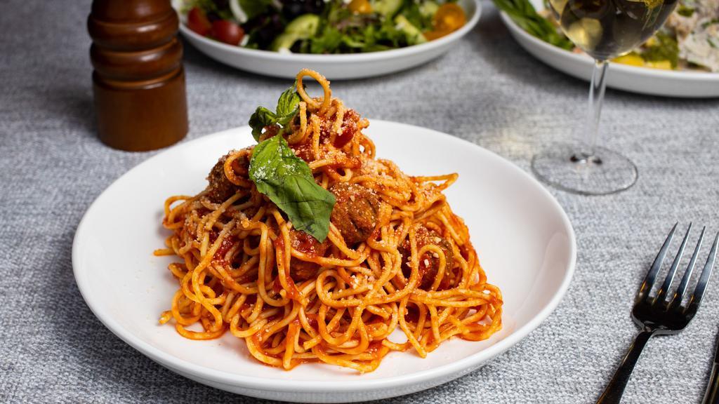 Chief Beef Bolognese Pasta (Spaghetti) · Ground beef cooked in spicy marinara sauce and served with spaghetti. Served with bread.