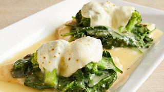 Chicken Verde Entrée · Sauteed Chicken, Spinach, Broccoli & Melted Mozzarella in a Lemon & Butter Sauce with Your C...
