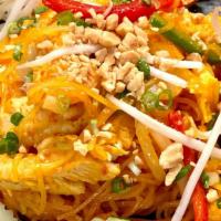 Pad Thai Chicken · Bean sprouts, egg, bell peppers, onion, scallion, peanuts.