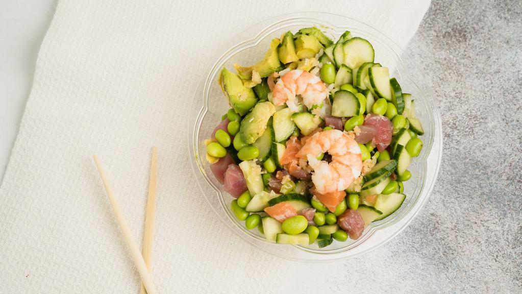Orgreen Bowl · Salmon, tuna, shrimp, avocado, cucumber, edamame, sesame vinegar sauce.