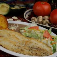 Filete De Pescado Empanizado / Breaded Fish Fillet · 