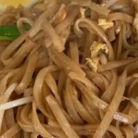 Pad Thai · Stir- fried thai noodle w. egg, scallion, bean sprouts, dry tofu topped w. ground peanuts