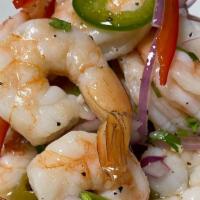 Ensalada De Camarones / Shrimp Salad · Camarones, vegetales mixtos. / Shrimp and mixed vegetables.