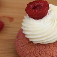 Raspberry (4 Pcs.) · Color of spring, the raspberry cream is prepared with real raspberry and topped with white c...