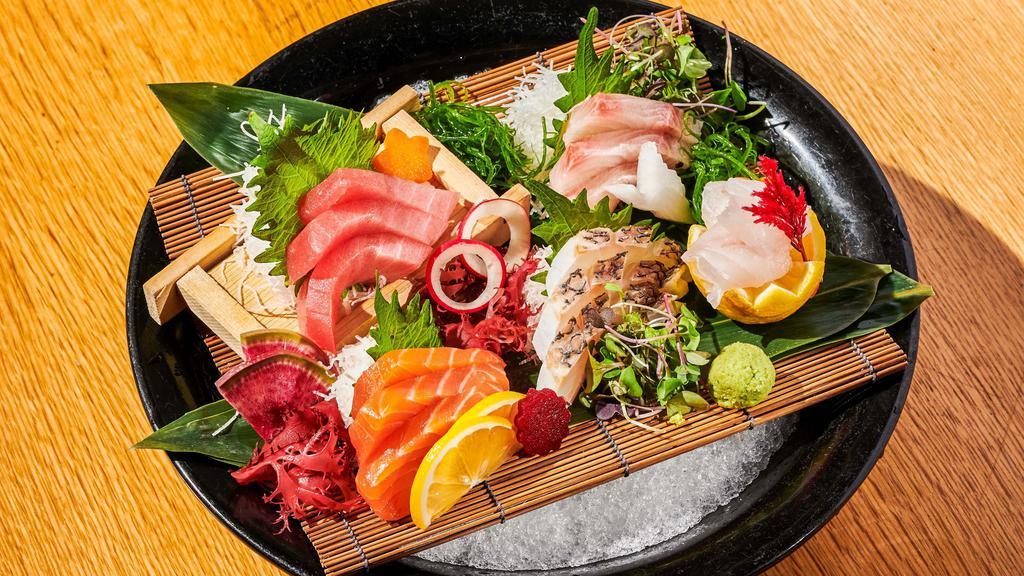 Fresh Sashimi · Assortment of chef selected sashimi. 7 pieces per order