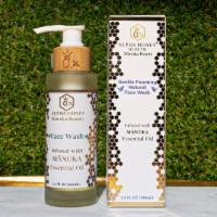 Manuka Oil Antibacterial Face & Body Wash · ➡️    Pure Manuka Oil in Natural Plant Based Soap

➡️.   Natural Antibacterial Face and Body...