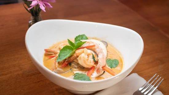 Red Curry · Red bell pepper, bamboo shoot, basil, eggplant, coconut milk