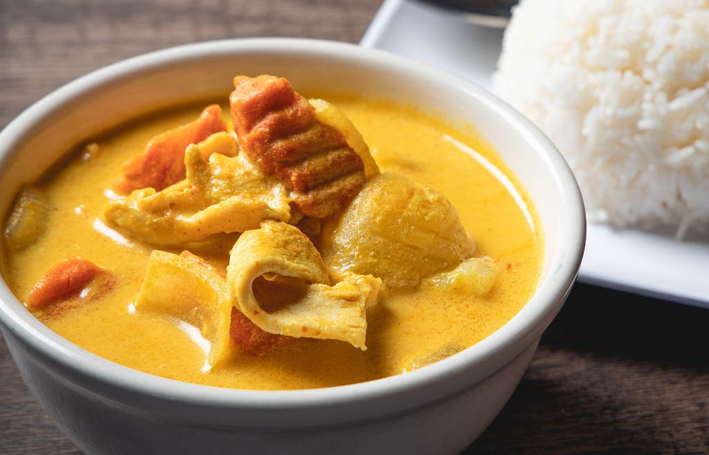 Yellow Curry · Potato, red bell pepper, onion, carrot, turmeric paste, coconut milk