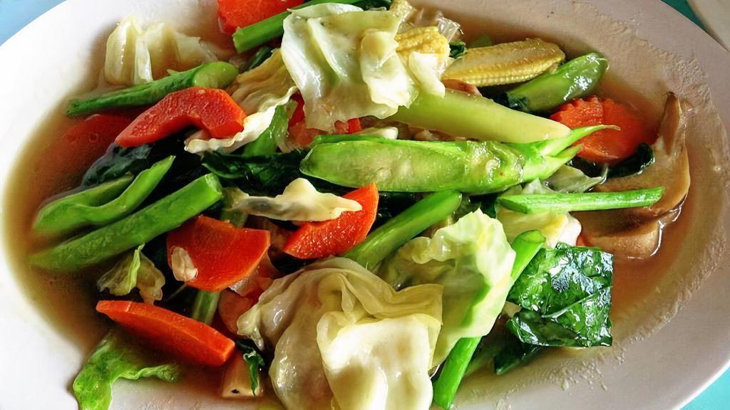 Pad Pak Ruam (Mixed Veggie) · Broccoli, carrot, napa, scallion, green bean, baby bokchoy, celery